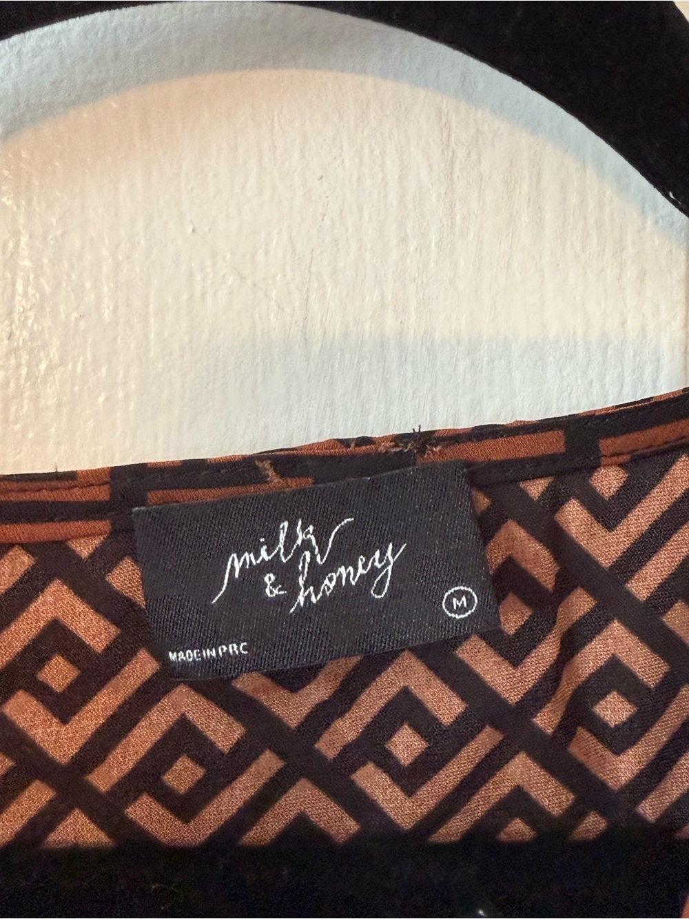 Milk & Honey Geometric Print Rust Cowl Neck Women's Blouse - Picture 2 of 7